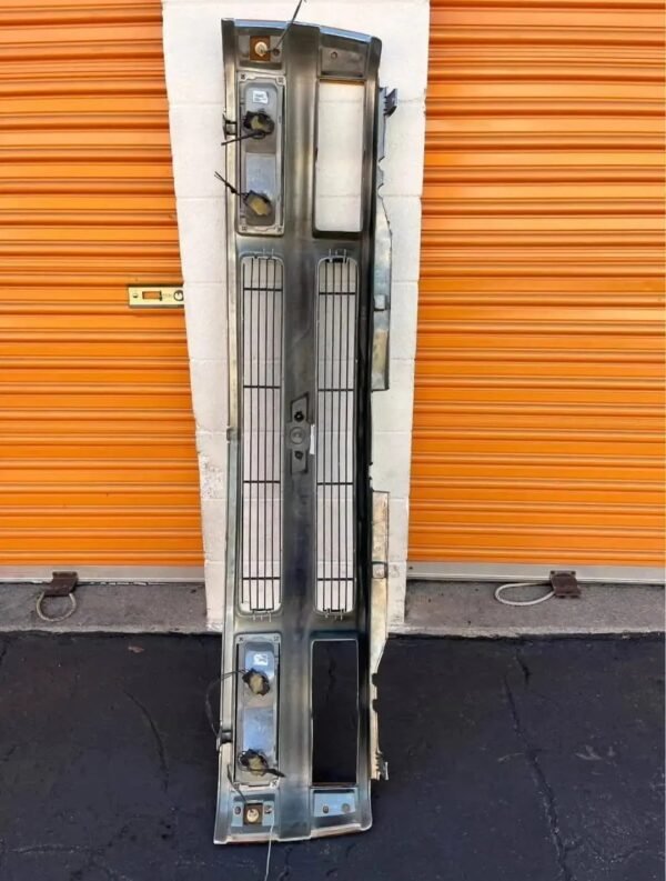 1988-1993 CHEVROLET C/K TRUCK CHROME FRONT GRILLE | OEM GM 15615110
