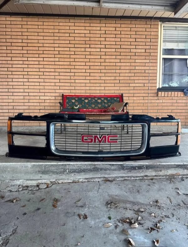photo_2026-09-14_13-24-54 1988-1993 GMC C/K 1500 2500 3500 OBS Chrome Front Grille OEM 15615109