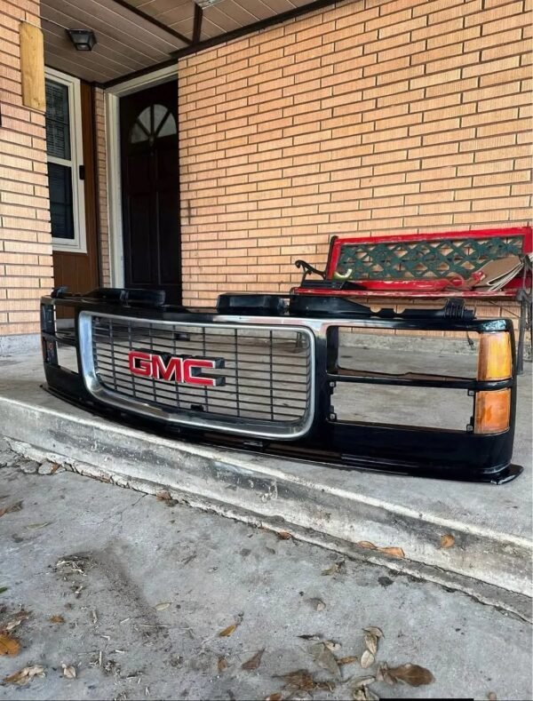photo_2026-09-14_13-25-01 1988-1993 GMC C/K 1500 2500 3500 OBS Chrome Front Grille OEM 15615109